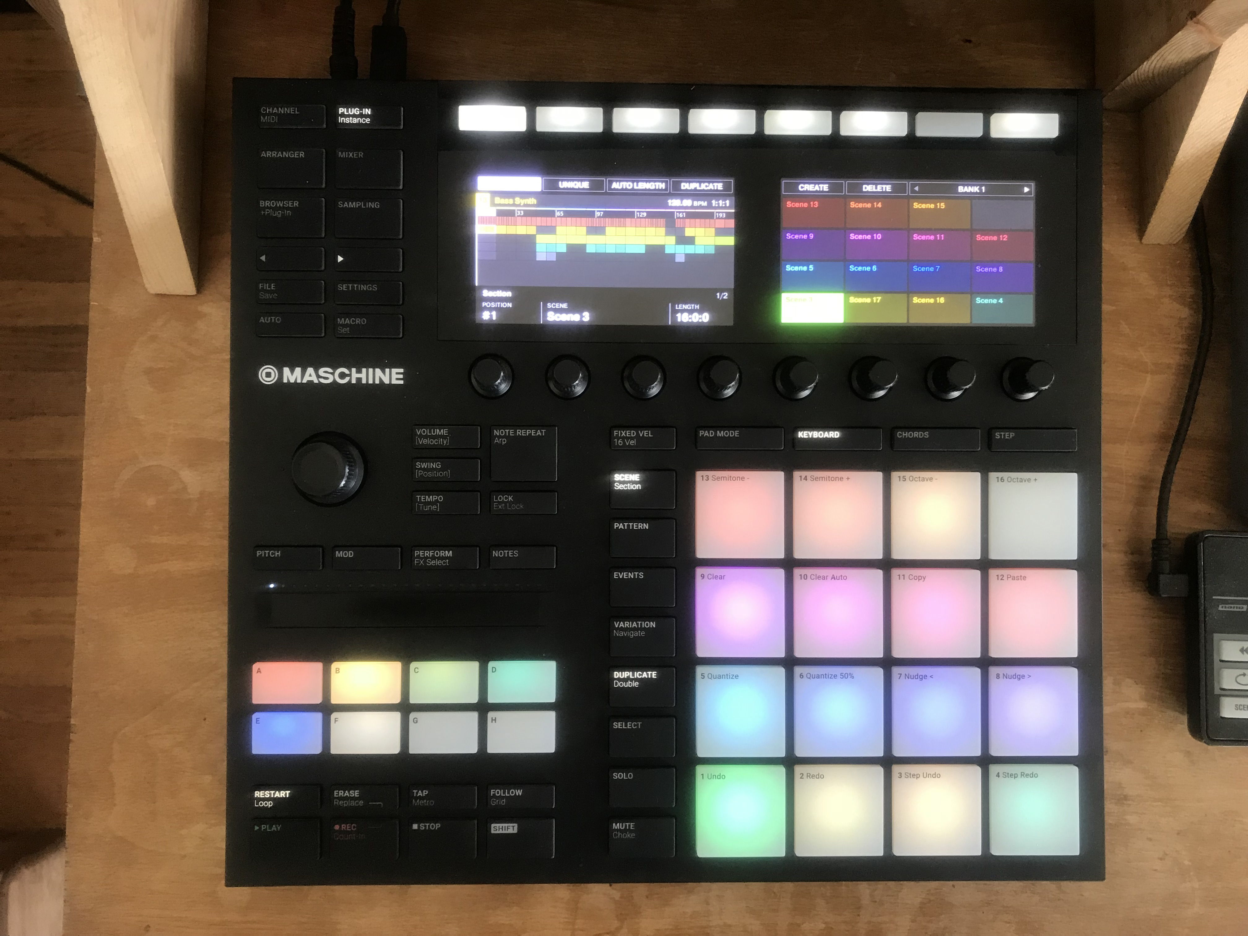 Native Instruments Maschine